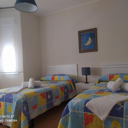 Vivienda Turistica Ramon Trillo En Muxia Appartement Buitenkant foto